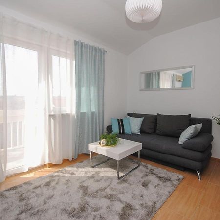 Apartment Tina Podstrana Extérieur photo