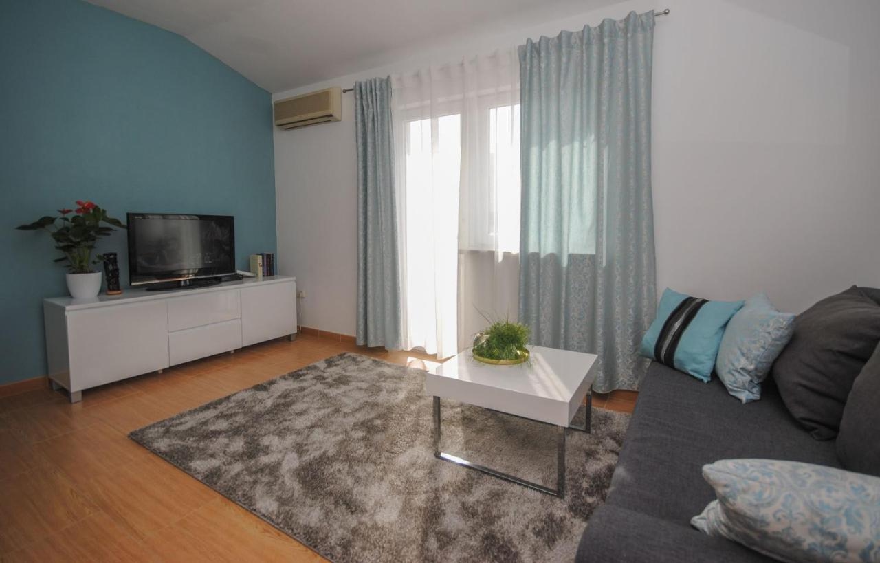 Apartment Tina Podstrana Extérieur photo