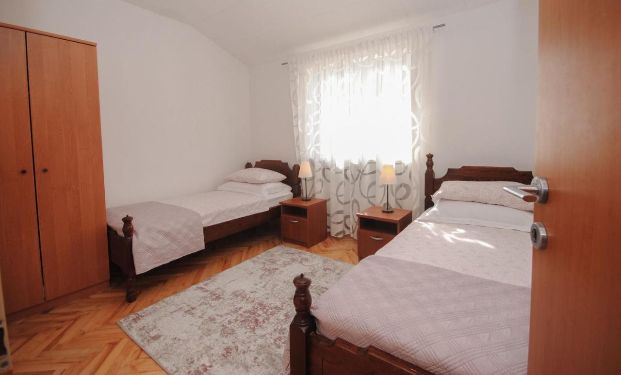 Apartment Tina Podstrana Extérieur photo